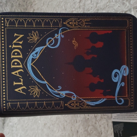 NWT Loungefly Aladdin book-shaped bag - Picture 11 of 13
